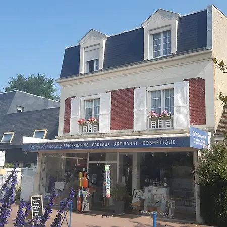 Les De Catherine Bed & Breakfast Merville-Franceville-Plage