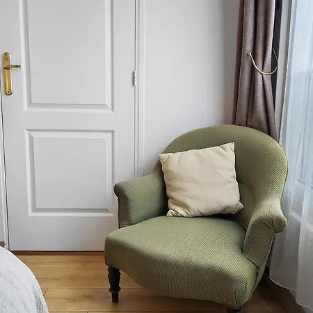 Frühstückspension Les De Catherine 3*