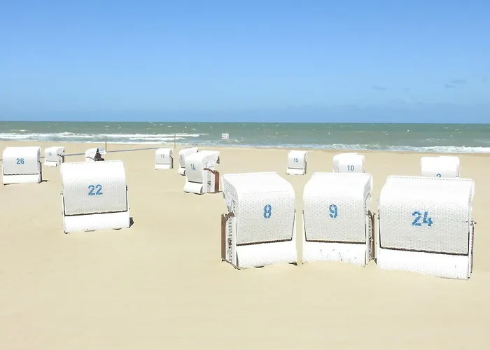 Les De Catherine Holiday home Merville-Franceville-Plage